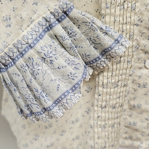 Ralph Lauren Blue Label Cream Floral Pin Tuck Pleat Button-Up Blouse SZ 10 - Picture 2 of 10